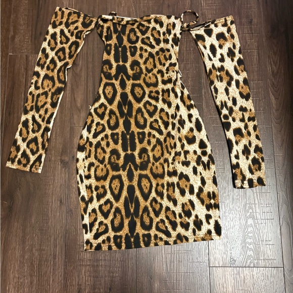 Leopard Print Off-Shoulder Dress - Picture 1 of 2